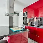 Stunning 1 Bedroom Flat Near Place D\'Italie